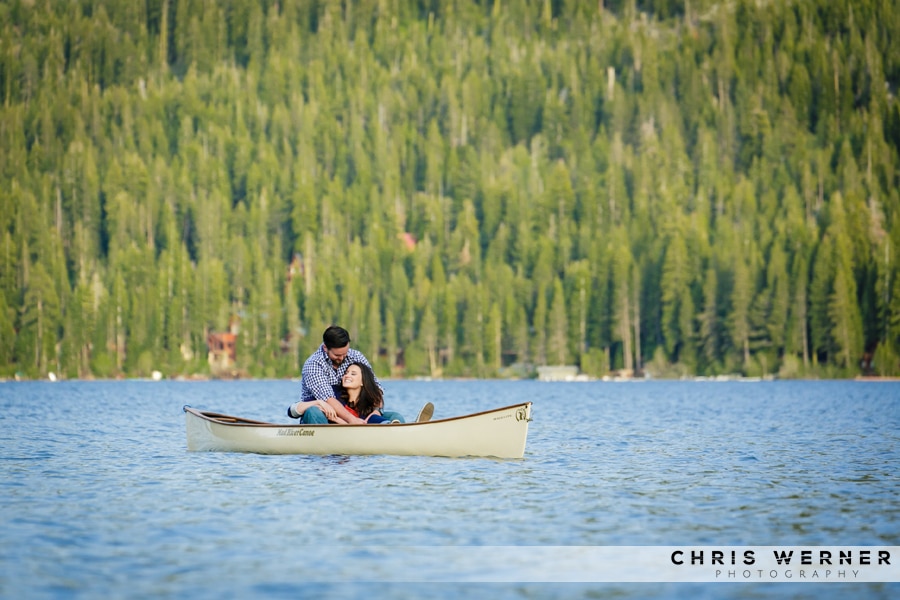 Lake Tahoe engagement photos in a canoe.