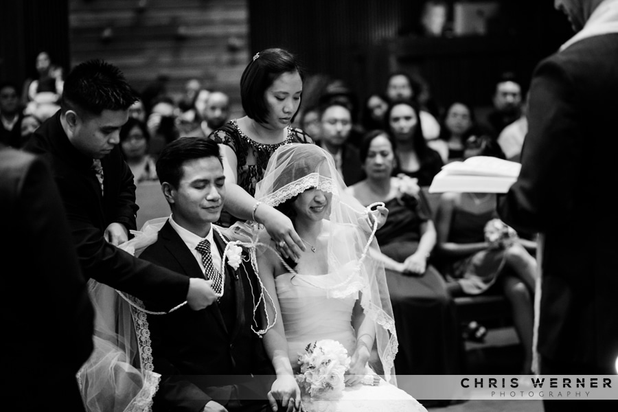 Filipino wedding traditions photo.