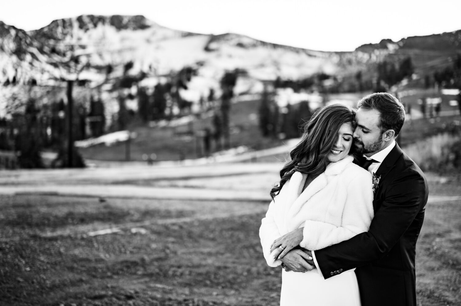 Fall is a great time for snowy mountain wedding photos at Palisades.